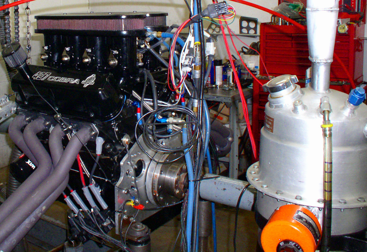 Race engines, engine systems development and dyno testing as well as high performance components such as fuel systems and water pumps for all forms of racing including auto, boat and other marine, aerospace and industrial applications at family owned Van Dyne Engineering in Huntington Beach, CA since 1987.